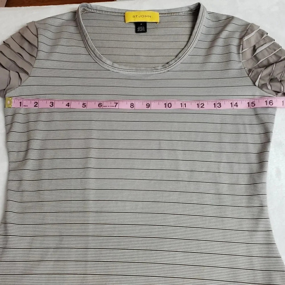 ♥St. John top   - Picture 7 of 10